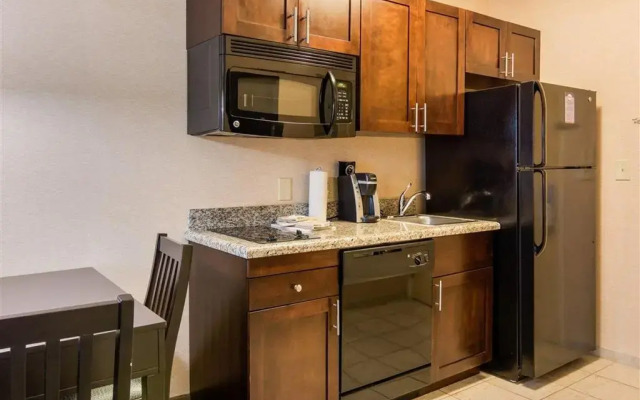 Suburban Extended Stay Hotel Quantico