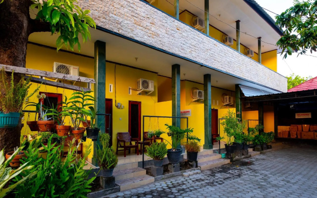 Sandy Guesthouse by OYO Rooms