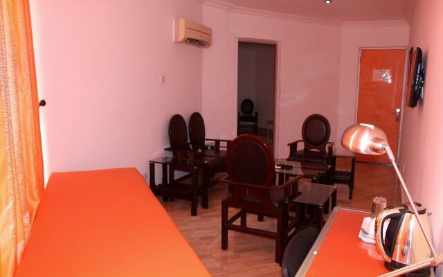 Springpark Yaad Hotel