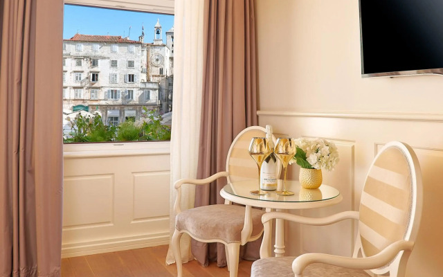 Piazza Heritage Hotel