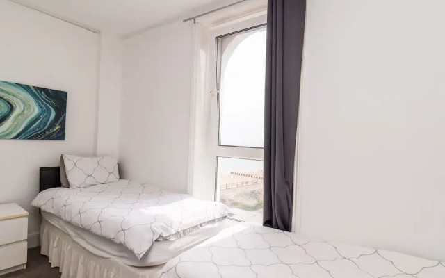 7 Beach View @ Beaconsfield House