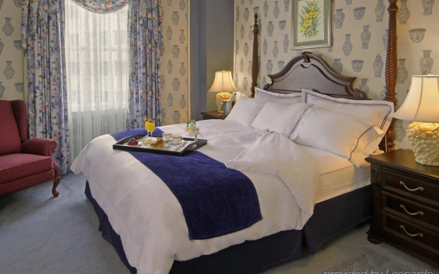 The Hotel Saskatchewan, Autograph Collection