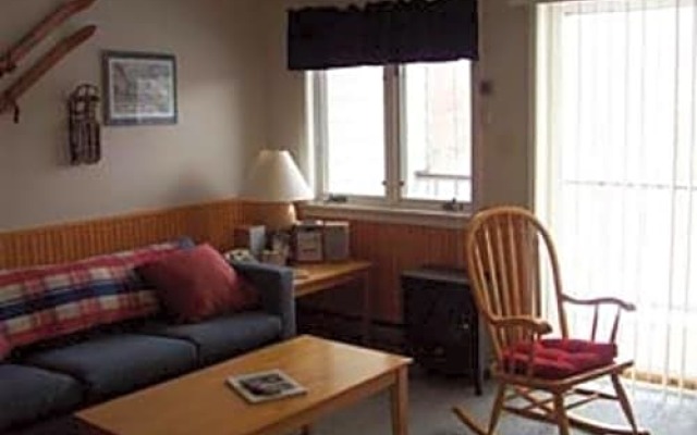 The Lodge At Lincoln Station