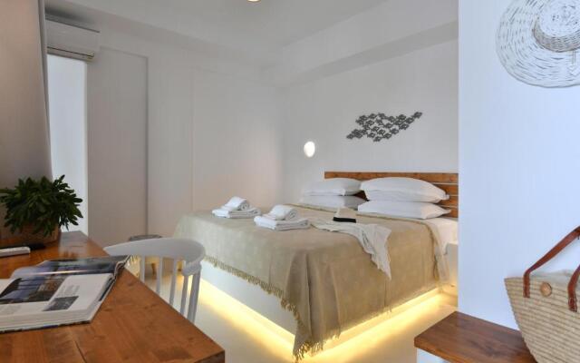 Ammos Luxury Rooms & Home