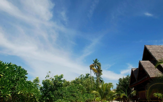 Wakatobi Patuno Diving & Beach Resort