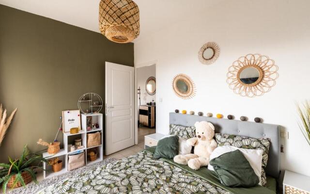 U Nidu - à Ajaccio, Magnifique appartement 4 couchages vue mer