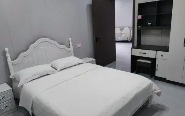 Huaqingchi Homestay