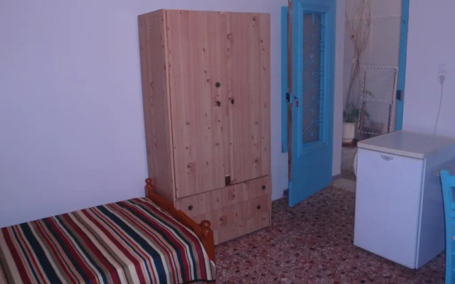 Anna's Apartments