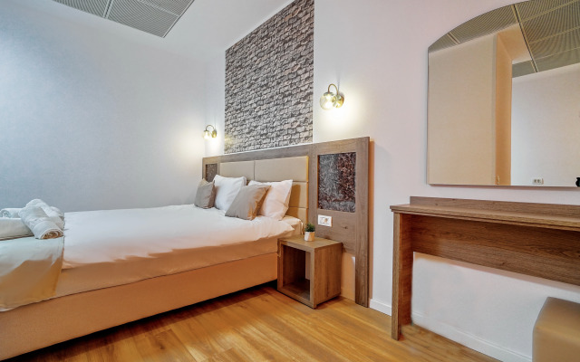 Sir Fundeni Hotel