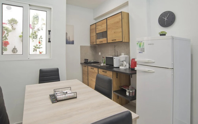 Sofia s Home in Piraeus
