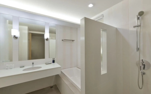 Hisea Huahin Hotel