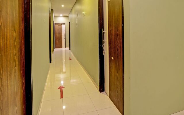 Super OYO Capital O 92633 Spring Hotel Gubeng