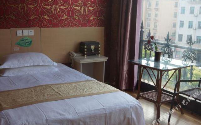 Huangting Business Hotel (Yangzhou Slender West Lake)