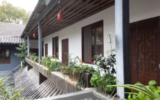 Shaoxing Dayue Xiaoyuan Culture Theme Hotel (Lu Xun's hometown Shenyuan Branch)