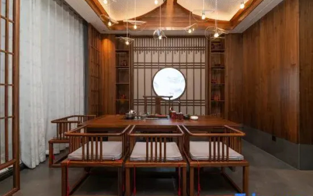 Leiyang Weihao Hotel (Wuyi Square Nanzheng Street)