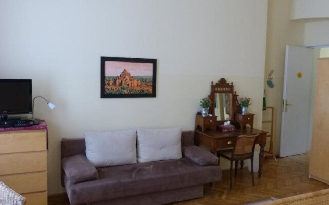 Stadtnest Bed & Breakfast