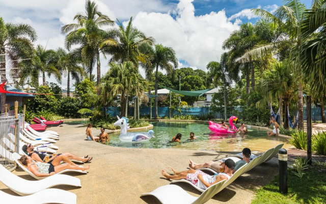 Summer House Backpackers Cairns