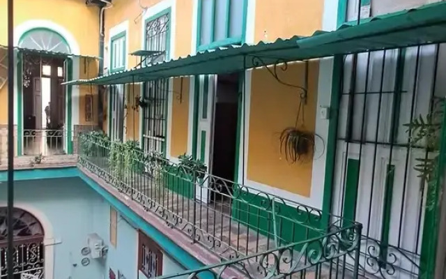 Casa Miriam Hostal Colonial