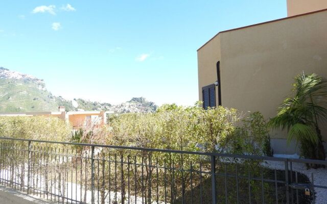 Villa Nina Apartments