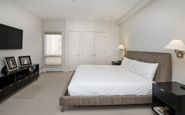 Lionshead Center #101 2 Bedroom Condo by RedAwning