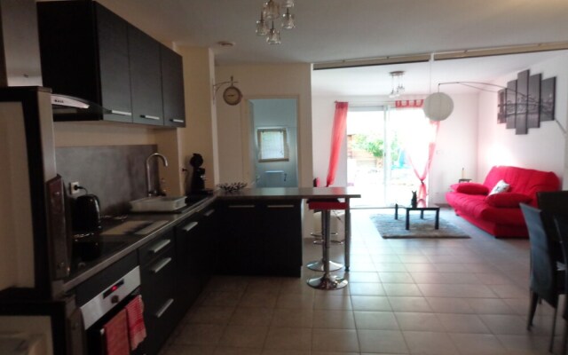 Appartement Legalite Avec Sauna Et Jacuzzi