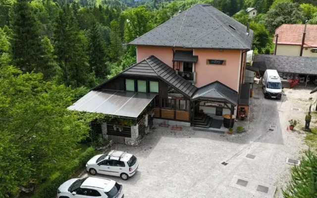 Guest House Andrejc