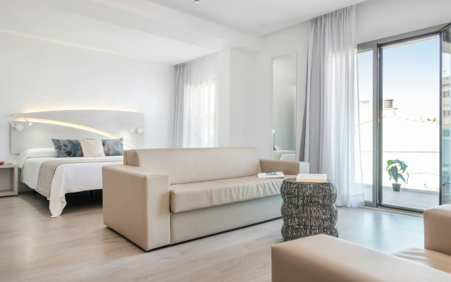 Som Llaut Boutique Hotel