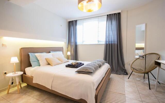 Anavyssos 1 bedrm 4 prs flat 5min walk from Beach