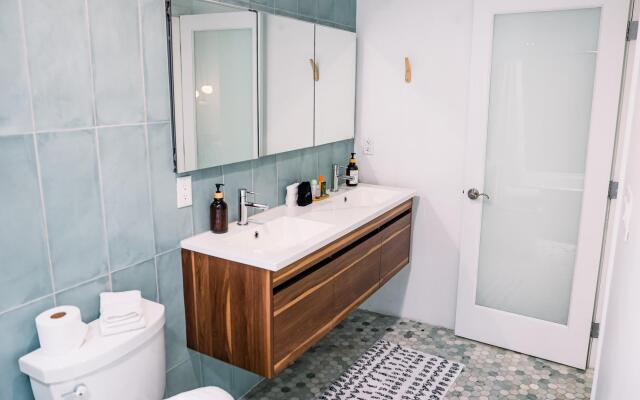 Mid Century Stunner by Homeslice Stays