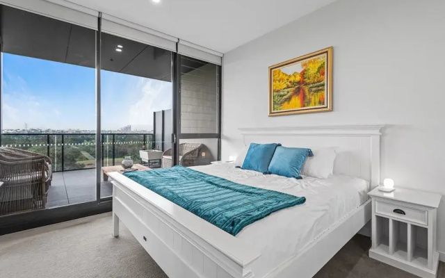 A Taste of Paradise in Inner City Suburbia