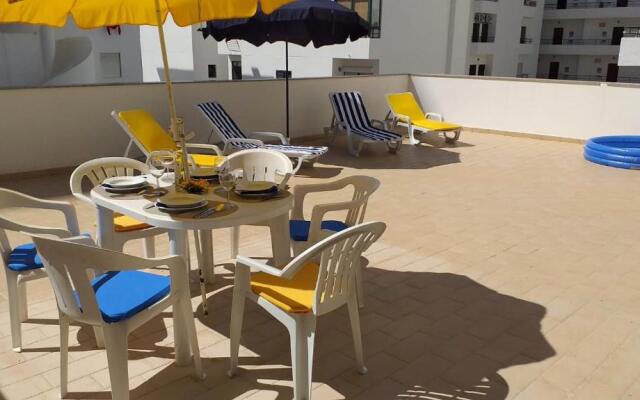 T2 Tahíti - Terraço, Familiar, Garagem, Wifi