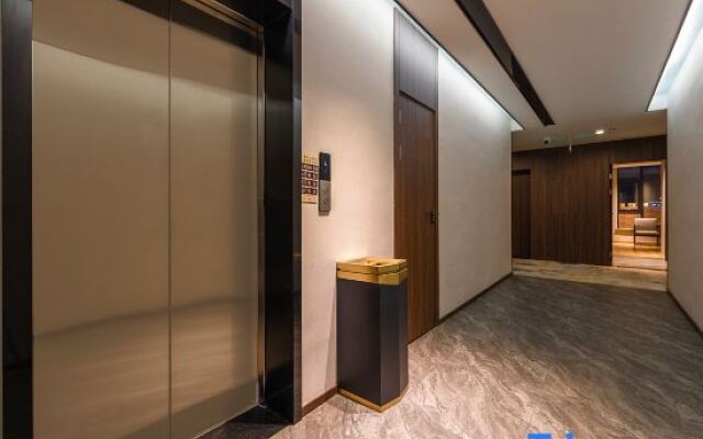 Red Original Maiwa Hotel