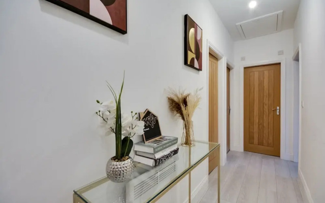 Manchester Gem - Stylish Apartment in Wigan