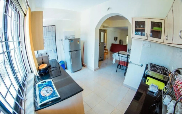Showstopper Apartments 1 BHK Pool View