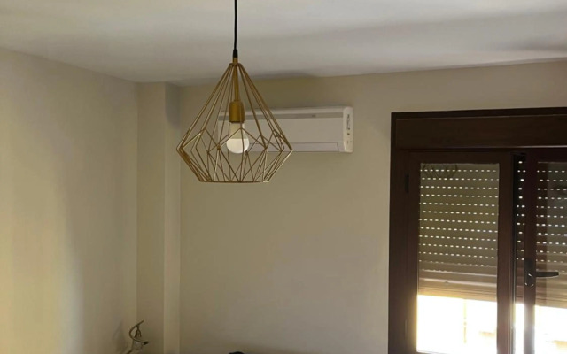 Apartamento en Luis Montoto, Nervión. Céntrico