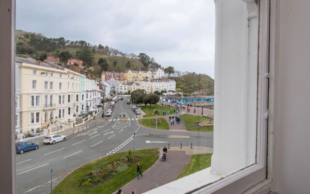 Beachside Guest House