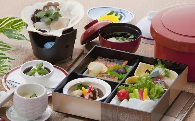 Mutsu Grand Hotel