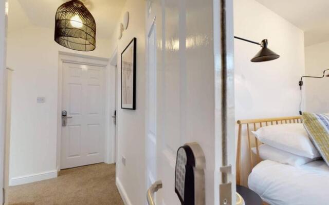 The Oxford Lodge six bedroom Oxford home