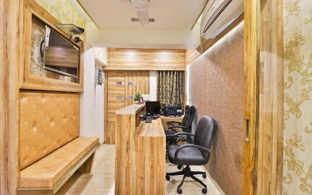 OYO 24950 Hotel Shree Balaji Residency