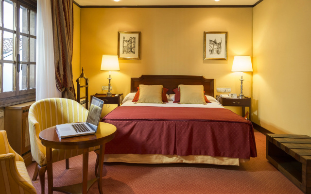 Eurostars Hotel De La Reconquista