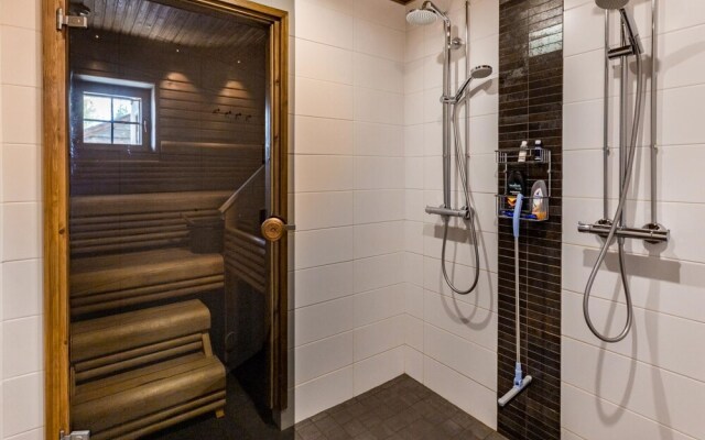 Karhunkieppi 11b Kittil