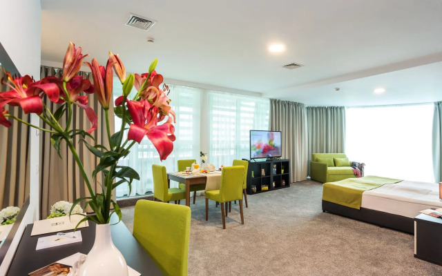 Earth and People Hotel & Spa