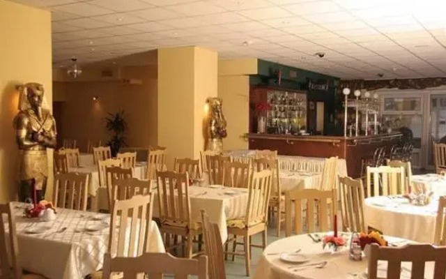 Relax Inn Health & Spa