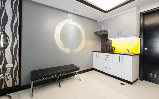 Y2 Residence Hotel