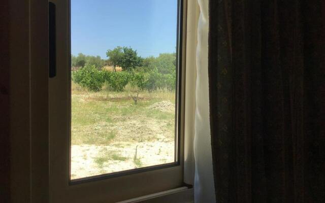 Pervolaris Cottages 2
