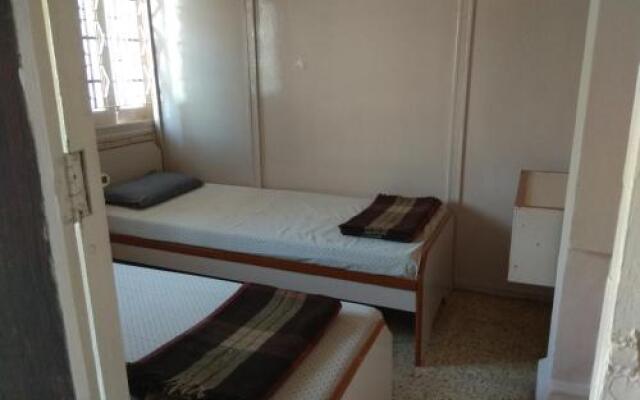 Jay khodiyar guest house