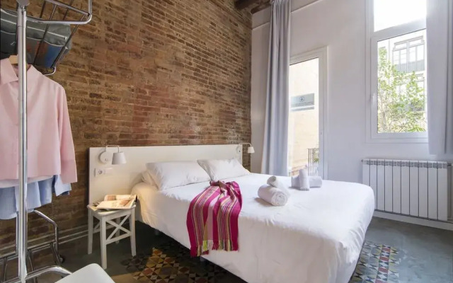 Happy People Plaza España