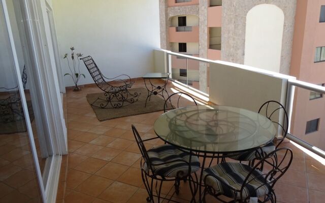 Baja 505 - 2 Br Condo