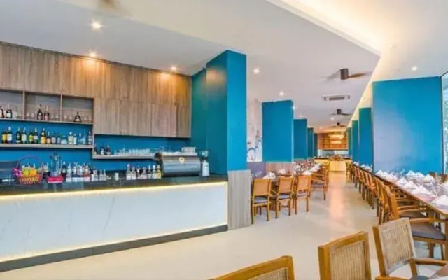 Oceana Kamala Resort