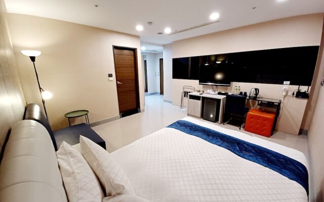 Sayo Hotel